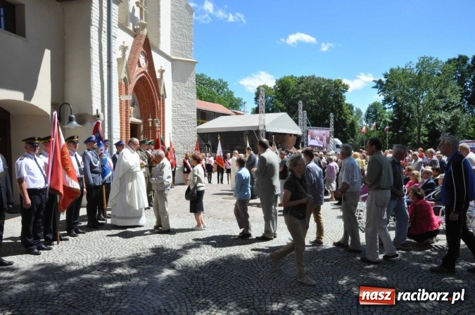 Zdjęcie w galerii na portalu naszraciborz.pl: Nie od nas się wszystko zaczęło - kaplica św. Tomasza Kantuaryjskiego na raciborskim zamku zn&oacute;w jaśnieje pełnym blaskiem wiadomości z regionu
