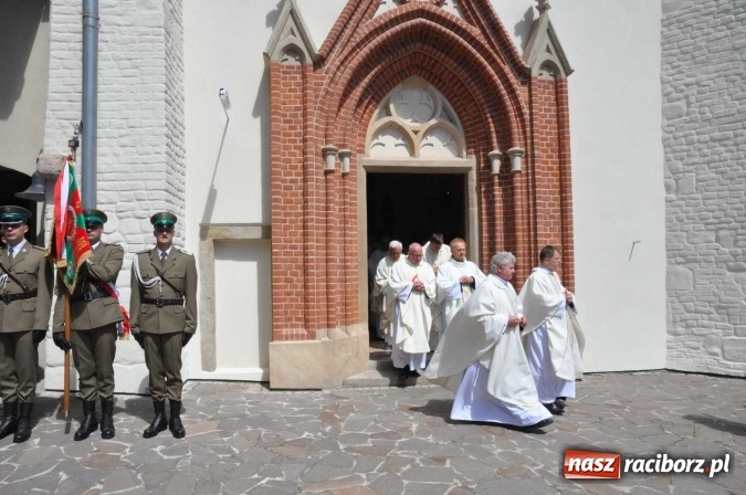 Zdjęcie w galerii na portalu naszraciborz.pl: Nie od nas się wszystko zaczęło - kaplica św. Tomasza Kantuaryjskiego na raciborskim zamku zn&oacute;w jaśnieje pełnym blaskiem wiadomości z regionu
