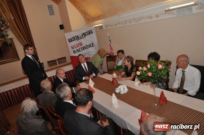 Zdjęcie w galerii na portalu naszraciborz.pl: Wiceminister sprawiedliwości przyjechał dziś do Raciborza wiadomości z regionu