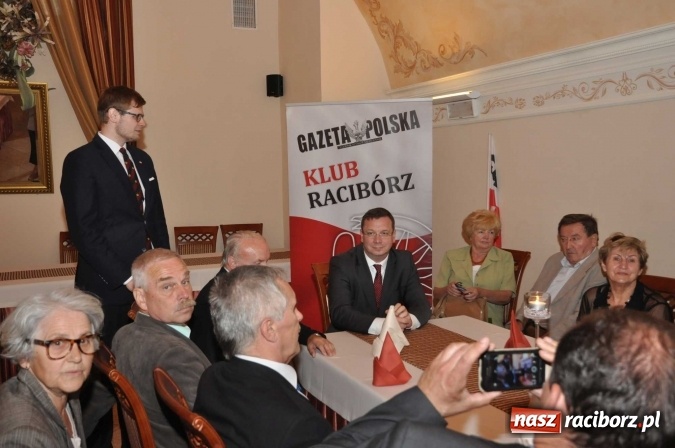 Zdjęcie w galerii na portalu naszraciborz.pl: Wiceminister sprawiedliwości przyjechał dziś do Raciborza wiadomości z regionu