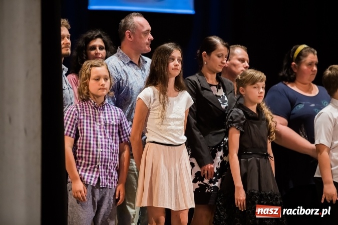 Zdjęcie w galerii na portalu naszraciborz.pl: Najlepsi uczniowie SP 15 nagrodzeni wiadomości z regionu