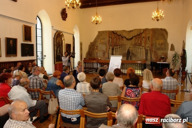 Zdjęcie w galerii na portalu naszraciborz.pl: Edward Lutczyn: Stare... i nowe w raciborskim Muzeum wiadomości z regionu