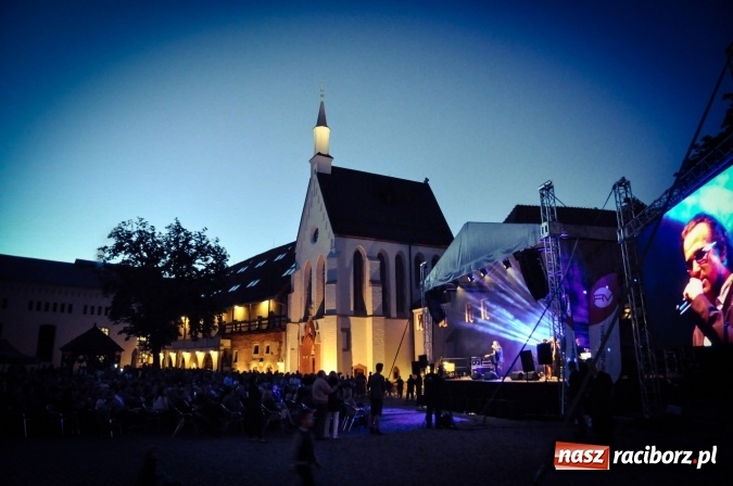 Zdjęcie w galerii na portalu naszraciborz.pl: Elita zajęła najlepsze miejsca a potem wyszła! Gorzkie słowa raciborzanki o naszych włodarzach wiadomości z regionu