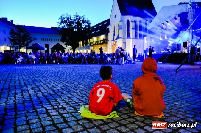 Zdjęcie w galerii na portalu naszraciborz.pl: Elita zajęła najlepsze miejsca a potem wyszła! Gorzkie słowa raciborzanki o naszych włodarzach wiadomości z regionu