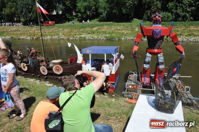 Zdjęcie w galerii na portalu naszraciborz.pl: PŁYWADŁO 2016 - 1050 lat chrztu uczcić chcemy, z weselem Odrą i Rudą płyniemy FOTO I WIDEO wiadomości z regionu