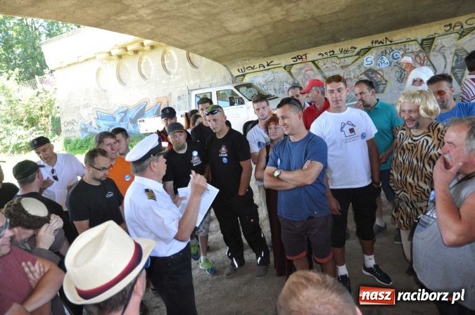 Zdjęcie w galerii na portalu naszraciborz.pl: PŁYWADŁO 2016 - 1050 lat chrztu uczcić chcemy, z weselem Odrą i Rudą płyniemy FOTO I WIDEO wiadomości z regionu