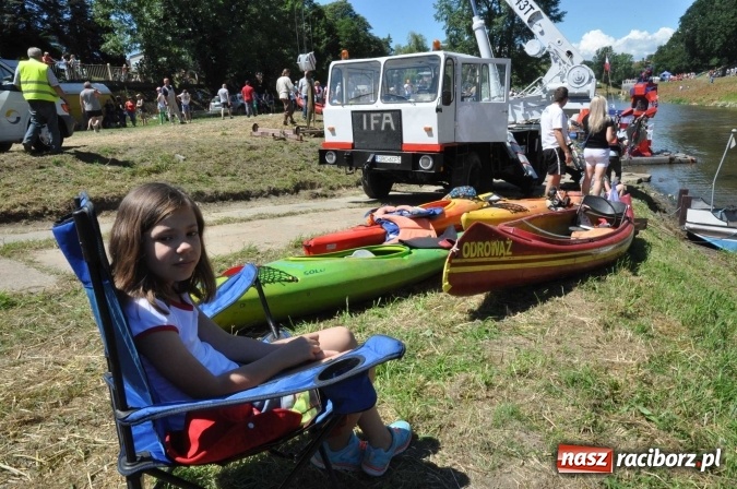 Zdjęcie w galerii na portalu naszraciborz.pl: PŁYWADŁO 2016 - 1050 lat chrztu uczcić chcemy, z weselem Odrą i Rudą płyniemy FOTO I WIDEO wiadomości z regionu