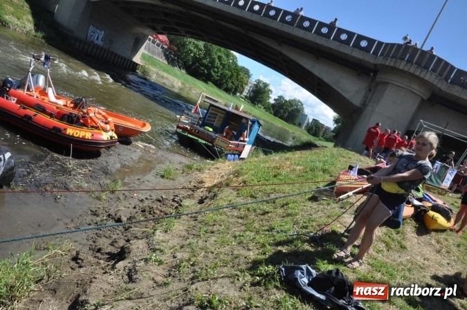 Zdjęcie w galerii na portalu naszraciborz.pl: PŁYWADŁO 2016 - 1050 lat chrztu uczcić chcemy, z weselem Odrą i Rudą płyniemy FOTO I WIDEO wiadomości z regionu