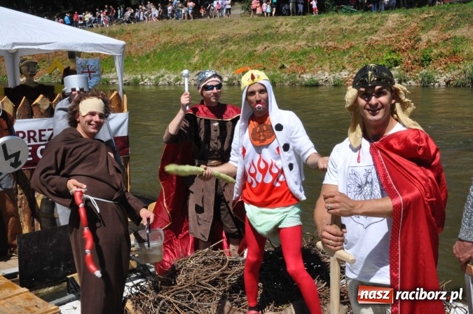 Zdjęcie w galerii na portalu naszraciborz.pl: PŁYWADŁO 2016 - 1050 lat chrztu uczcić chcemy, z weselem Odrą i Rudą płyniemy FOTO I WIDEO wiadomości z regionu