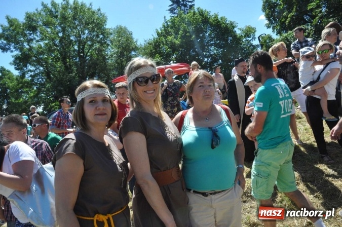 Zdjęcie w galerii na portalu naszraciborz.pl: PŁYWADŁO 2016 - 1050 lat chrztu uczcić chcemy, z weselem Odrą i Rudą płyniemy FOTO I WIDEO wiadomości z regionu