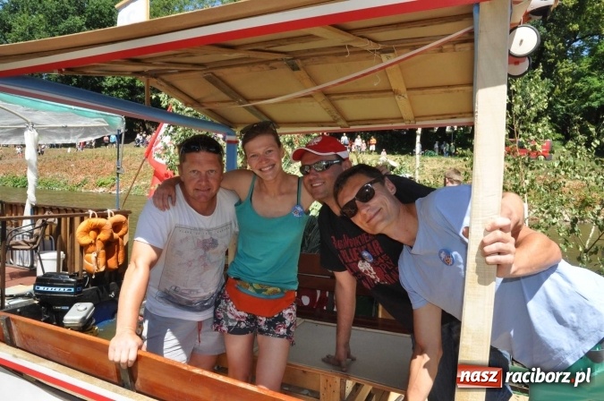 Zdjęcie w galerii na portalu naszraciborz.pl: PŁYWADŁO 2016 - 1050 lat chrztu uczcić chcemy, z weselem Odrą i Rudą płyniemy FOTO I WIDEO wiadomości z regionu