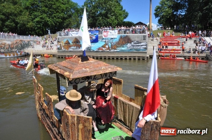 Zdjęcie w galerii na portalu naszraciborz.pl: PŁYWADŁO 2016 - 1050 lat chrztu uczcić chcemy, z weselem Odrą i Rudą płyniemy FOTO I WIDEO wiadomości z regionu