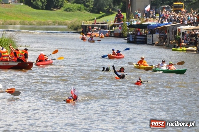 Zdjęcie w galerii na portalu naszraciborz.pl: PŁYWADŁO 2016 - 1050 lat chrztu uczcić chcemy, z weselem Odrą i Rudą płyniemy FOTO I WIDEO wiadomości z regionu