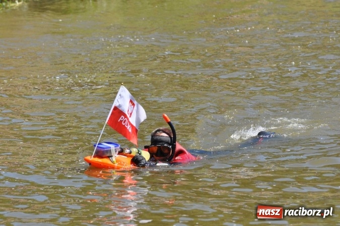 Zdjęcie w galerii na portalu naszraciborz.pl: PŁYWADŁO 2016 - 1050 lat chrztu uczcić chcemy, z weselem Odrą i Rudą płyniemy FOTO I WIDEO wiadomości z regionu
