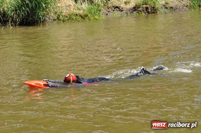 Zdjęcie w galerii na portalu naszraciborz.pl: PŁYWADŁO 2016 - 1050 lat chrztu uczcić chcemy, z weselem Odrą i Rudą płyniemy FOTO I WIDEO wiadomości z regionu