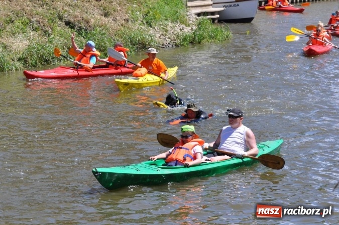 Zdjęcie w galerii na portalu naszraciborz.pl: PŁYWADŁO 2016 - 1050 lat chrztu uczcić chcemy, z weselem Odrą i Rudą płyniemy FOTO I WIDEO wiadomości z regionu