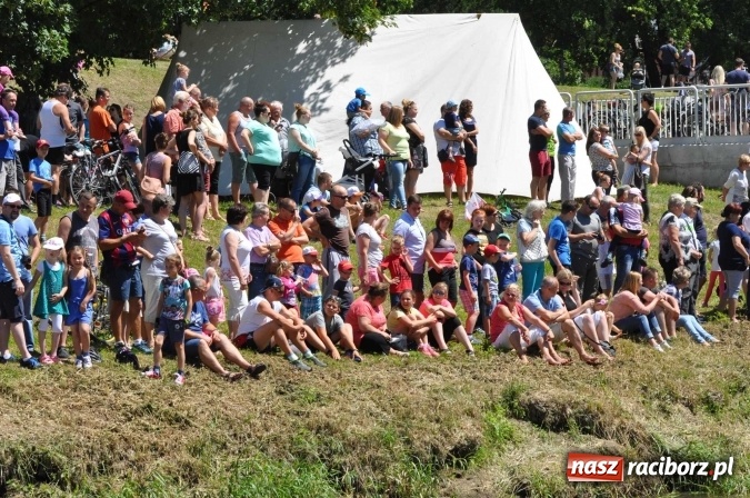Zdjęcie w galerii na portalu naszraciborz.pl: PŁYWADŁO 2016 - 1050 lat chrztu uczcić chcemy, z weselem Odrą i Rudą płyniemy FOTO I WIDEO wiadomości z regionu