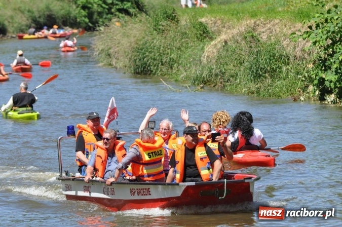 Zdjęcie w galerii na portalu naszraciborz.pl: PŁYWADŁO 2016 - 1050 lat chrztu uczcić chcemy, z weselem Odrą i Rudą płyniemy FOTO I WIDEO wiadomości z regionu