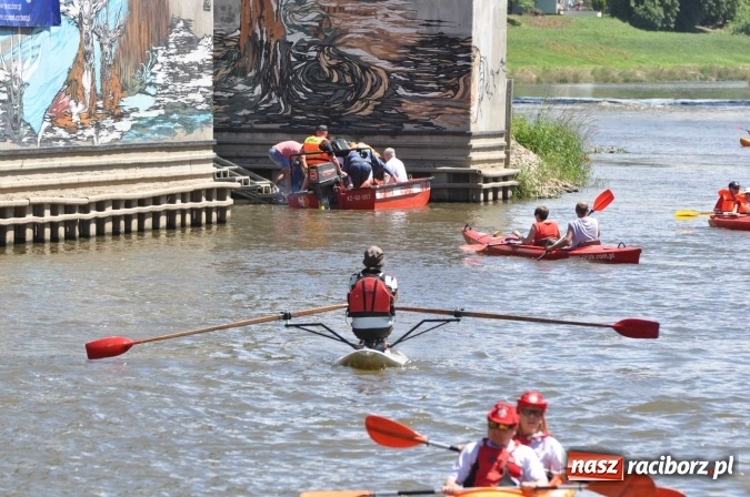 Zdjęcie w galerii na portalu naszraciborz.pl: PŁYWADŁO 2016 - 1050 lat chrztu uczcić chcemy, z weselem Odrą i Rudą płyniemy FOTO I WIDEO wiadomości z regionu