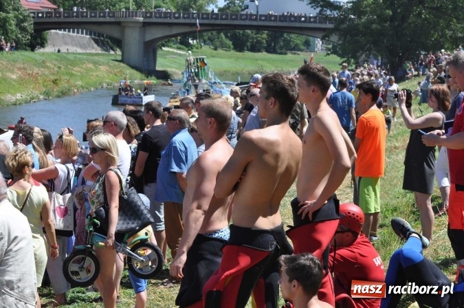 Zdjęcie w galerii na portalu naszraciborz.pl: PŁYWADŁO 2016 - 1050 lat chrztu uczcić chcemy, z weselem Odrą i Rudą płyniemy FOTO I WIDEO wiadomości z regionu