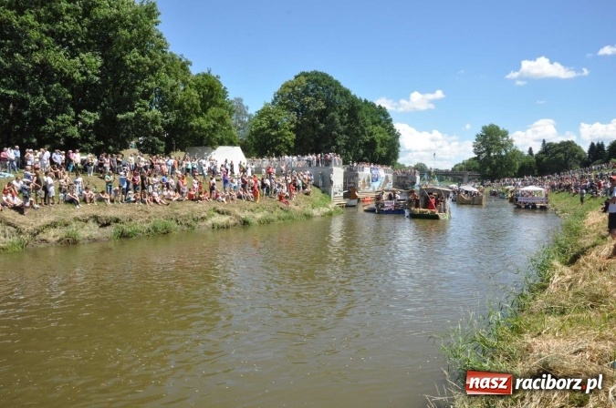 Zdjęcie w galerii na portalu naszraciborz.pl: PŁYWADŁO 2016 - 1050 lat chrztu uczcić chcemy, z weselem Odrą i Rudą płyniemy FOTO I WIDEO wiadomości z regionu