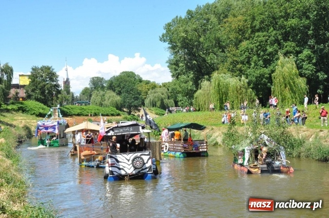 Zdjęcie w galerii na portalu naszraciborz.pl: PŁYWADŁO 2016 - 1050 lat chrztu uczcić chcemy, z weselem Odrą i Rudą płyniemy FOTO I WIDEO wiadomości z regionu