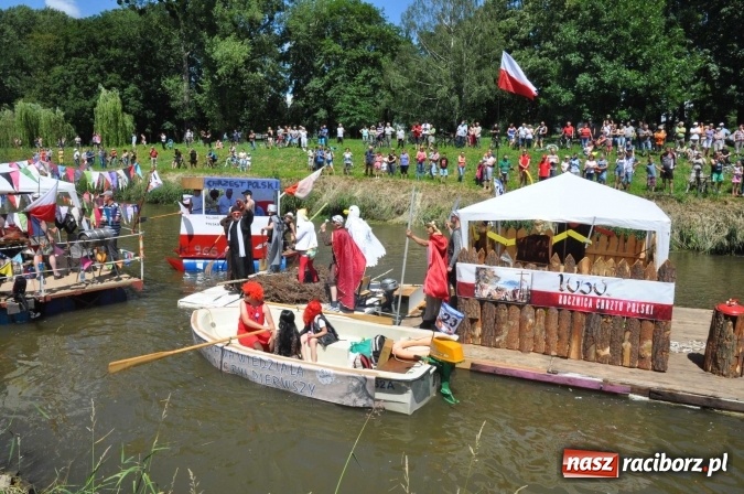 Zdjęcie w galerii na portalu naszraciborz.pl: PŁYWADŁO 2016 - 1050 lat chrztu uczcić chcemy, z weselem Odrą i Rudą płyniemy FOTO I WIDEO wiadomości z regionu