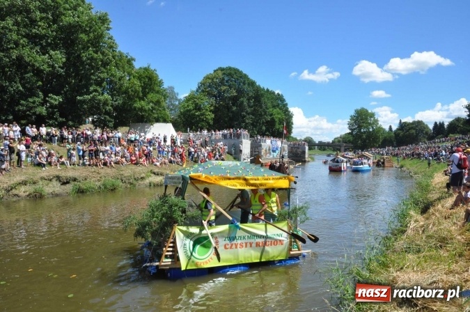 Zdjęcie w galerii na portalu naszraciborz.pl: PŁYWADŁO 2016 - 1050 lat chrztu uczcić chcemy, z weselem Odrą i Rudą płyniemy FOTO I WIDEO wiadomości z regionu