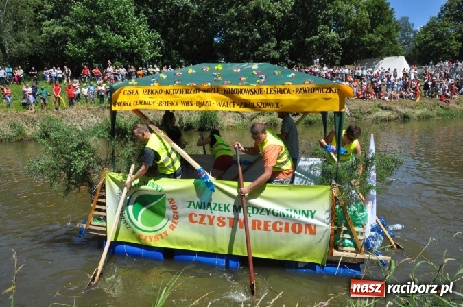 Zdjęcie w galerii na portalu naszraciborz.pl: PŁYWADŁO 2016 - 1050 lat chrztu uczcić chcemy, z weselem Odrą i Rudą płyniemy FOTO I WIDEO wiadomości z regionu