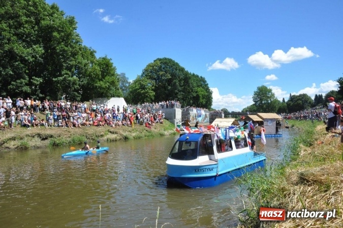 Zdjęcie w galerii na portalu naszraciborz.pl: PŁYWADŁO 2016 - 1050 lat chrztu uczcić chcemy, z weselem Odrą i Rudą płyniemy FOTO I WIDEO wiadomości z regionu