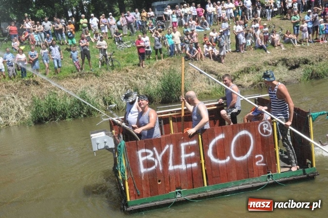 Zdjęcie w galerii na portalu naszraciborz.pl: PŁYWADŁO 2016 - 1050 lat chrztu uczcić chcemy, z weselem Odrą i Rudą płyniemy FOTO I WIDEO wiadomości z regionu