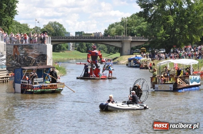 Zdjęcie w galerii na portalu naszraciborz.pl: PŁYWADŁO 2016 - 1050 lat chrztu uczcić chcemy, z weselem Odrą i Rudą płyniemy FOTO I WIDEO wiadomości z regionu