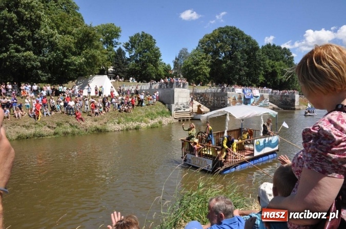 Zdjęcie w galerii na portalu naszraciborz.pl: PŁYWADŁO 2016 - 1050 lat chrztu uczcić chcemy, z weselem Odrą i Rudą płyniemy FOTO I WIDEO wiadomości z regionu