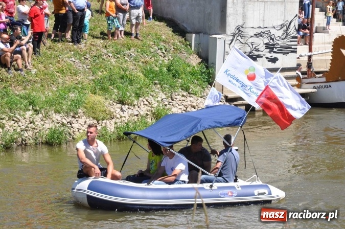 Zdjęcie w galerii na portalu naszraciborz.pl: PŁYWADŁO 2016 - 1050 lat chrztu uczcić chcemy, z weselem Odrą i Rudą płyniemy FOTO I WIDEO wiadomości z regionu