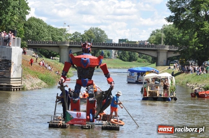 Zdjęcie w galerii na portalu naszraciborz.pl: PŁYWADŁO 2016 - 1050 lat chrztu uczcić chcemy, z weselem Odrą i Rudą płyniemy FOTO I WIDEO wiadomości z regionu