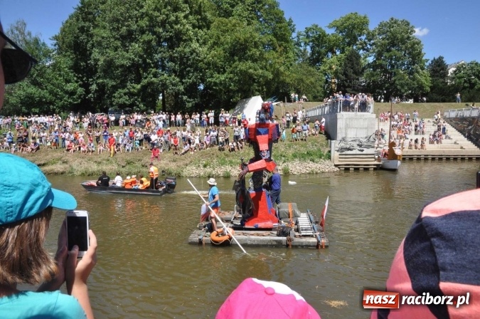 Zdjęcie w galerii na portalu naszraciborz.pl: PŁYWADŁO 2016 - 1050 lat chrztu uczcić chcemy, z weselem Odrą i Rudą płyniemy FOTO I WIDEO wiadomości z regionu