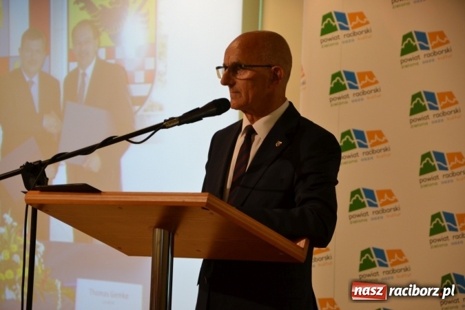 Zdjęcie w galerii na portalu naszraciborz.pl: 15 lat minęło - jubileusz partnerstwa z Märkischer Kreis  wiadomości z regionu