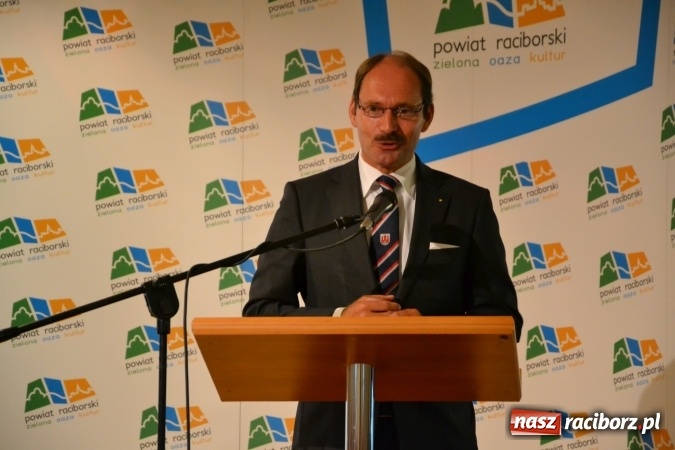 Zdjęcie w galerii na portalu naszraciborz.pl: 15 lat minęło - jubileusz partnerstwa z Märkischer Kreis  wiadomości z regionu