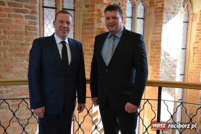 Zdjęcie w galerii na portalu naszraciborz.pl: 15 lat minęło - jubileusz partnerstwa z Märkischer Kreis  wiadomości z regionu