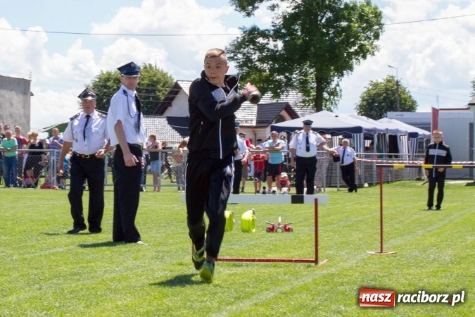 Zdjęcie w galerii na portalu naszraciborz.pl: Znamy zwycięzc&oacute;w gminnych zawod&oacute;w sportowo-pożarniczych w Borucinie wiadomości z regionu