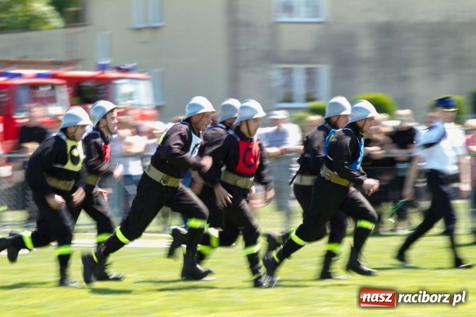 Zdjęcie w galerii na portalu naszraciborz.pl: Znamy zwycięzc&oacute;w gminnych zawod&oacute;w sportowo-pożarniczych w Borucinie wiadomości z regionu