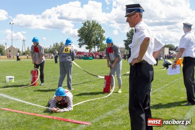Zdjęcie w galerii na portalu naszraciborz.pl: Znamy zwycięzc&oacute;w gminnych zawod&oacute;w sportowo-pożarniczych w Borucinie wiadomości z regionu