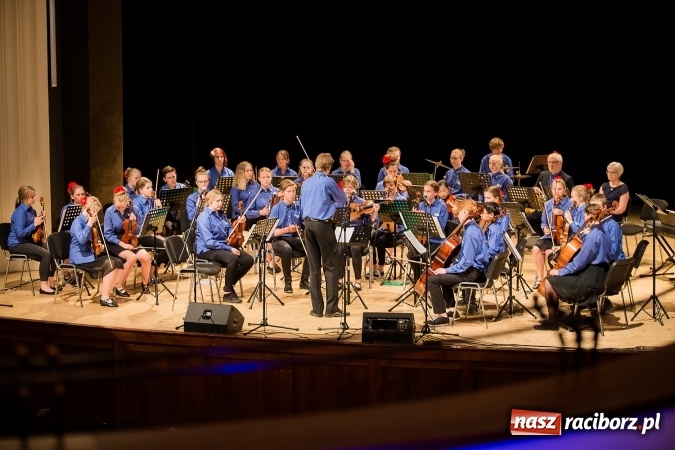Zdjęcie w galerii na portalu naszraciborz.pl: Koncert zespołu Dalaviolinister oraz Młodzieżowej Orkiestry ze Szwecji wiadomości z regionu