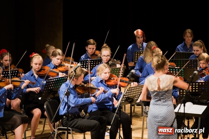 Zdjęcie w galerii na portalu naszraciborz.pl: Koncert zespołu Dalaviolinister oraz Młodzieżowej Orkiestry ze Szwecji wiadomości z regionu