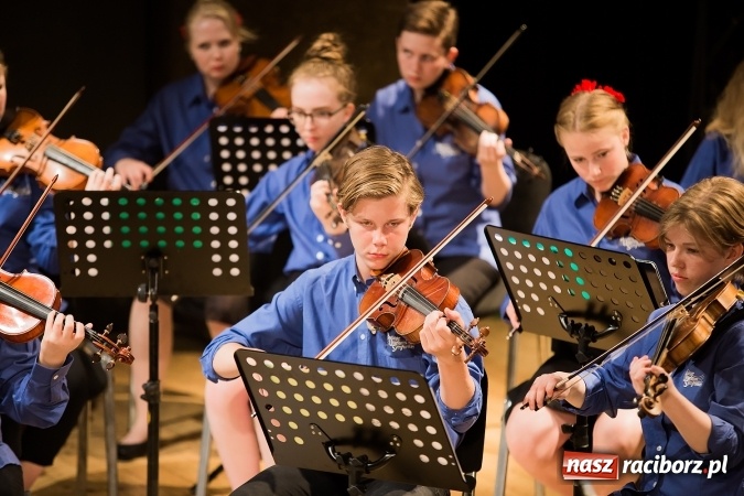 Zdjęcie w galerii na portalu naszraciborz.pl: Koncert zespołu Dalaviolinister oraz Młodzieżowej Orkiestry ze Szwecji wiadomości z regionu