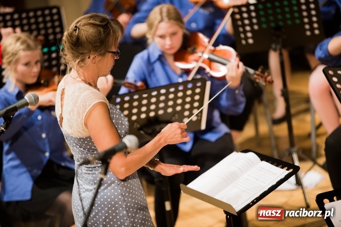 Zdjęcie w galerii na portalu naszraciborz.pl: Koncert zespołu Dalaviolinister oraz Młodzieżowej Orkiestry ze Szwecji wiadomości z regionu