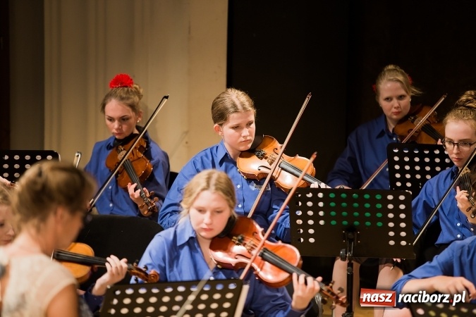 Zdjęcie w galerii na portalu naszraciborz.pl: Koncert zespołu Dalaviolinister oraz Młodzieżowej Orkiestry ze Szwecji wiadomości z regionu