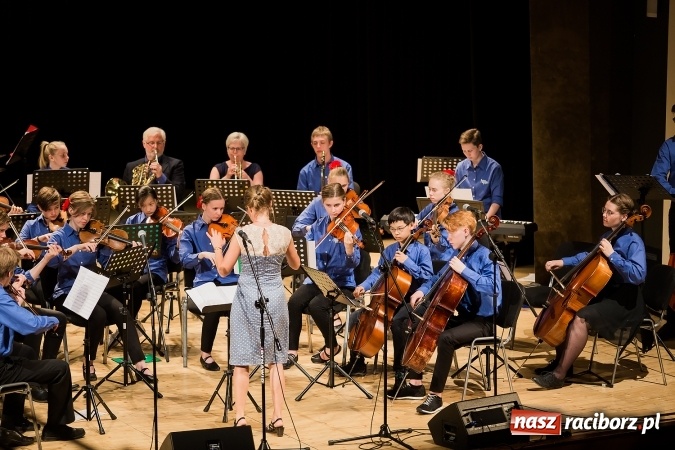 Zdjęcie w galerii na portalu naszraciborz.pl: Koncert zespołu Dalaviolinister oraz Młodzieżowej Orkiestry ze Szwecji wiadomości z regionu