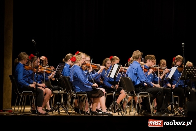 Zdjęcie w galerii na portalu naszraciborz.pl: Koncert zespołu Dalaviolinister oraz Młodzieżowej Orkiestry ze Szwecji wiadomości z regionu