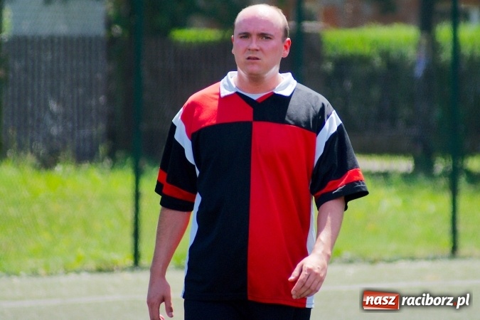 Zdjęcie w galerii na portalu naszraciborz.pl: Hurtownia zdetronizowana. Puchar prezesa trafił do Ensolu wiadomości z regionu